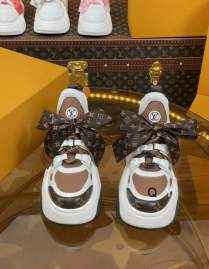 Picture of Louis Vuitton Shoes _SKULVsz35-40BY010912681